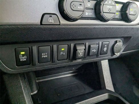 Used 2023 Toyota Tacoma TRD Off-Road w/ Technology Package image 24