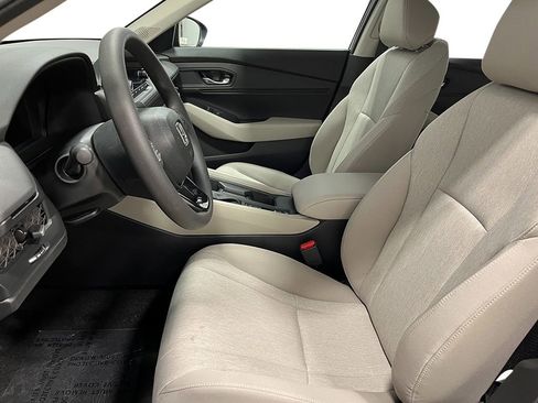 New 2025 Honda Accord SE image 12