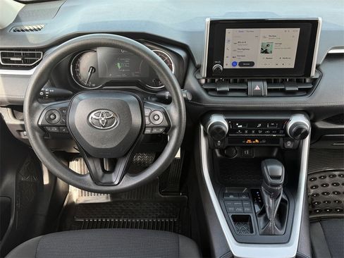 Used 2024 Toyota RAV4 LE image 12
