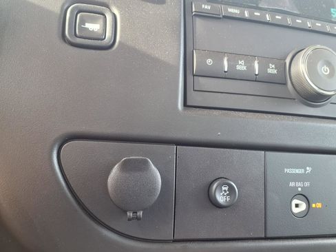 New 2025 GMC Savana 3500 Extended w/ Power Convenience Package image 10