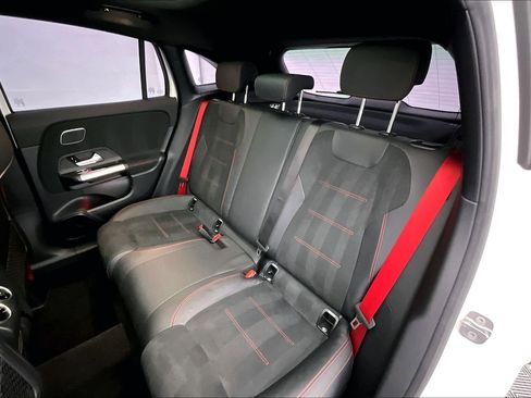 Certified 2024 Mercedes-Benz GLA 35 AMG 4MATIC image 17