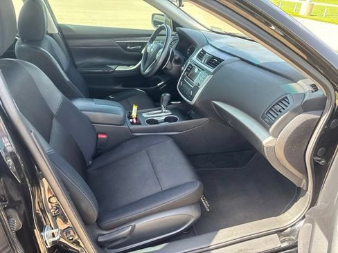 Used 2017 Nissan Altima 2.5 SR w/ Midnight Edition Package FWD image 22