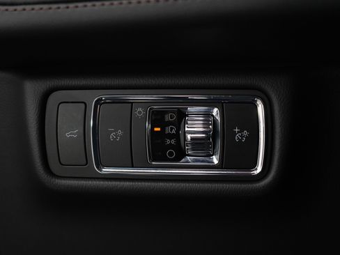 Used 2024 Lincoln Aviator Reserve w/ Equipment Group 201A image 23