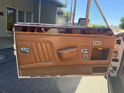 Used 1990 Bentley Continental RWD image 27