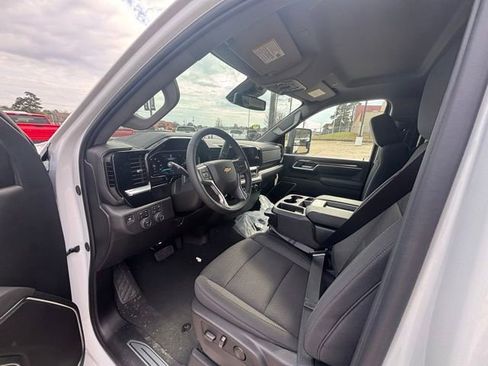 New 2026 Chevrolet Silverado 3500 LT w/ All Star Edition AWD/4WD image 11