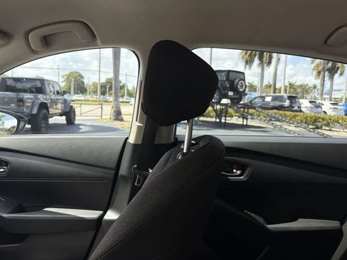 Used 2023 Honda Accord LX image 12