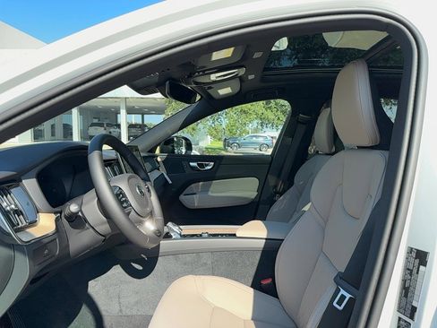 Used 2026 Volvo XC60 B5 Core w/ Protection Package Premier image 14