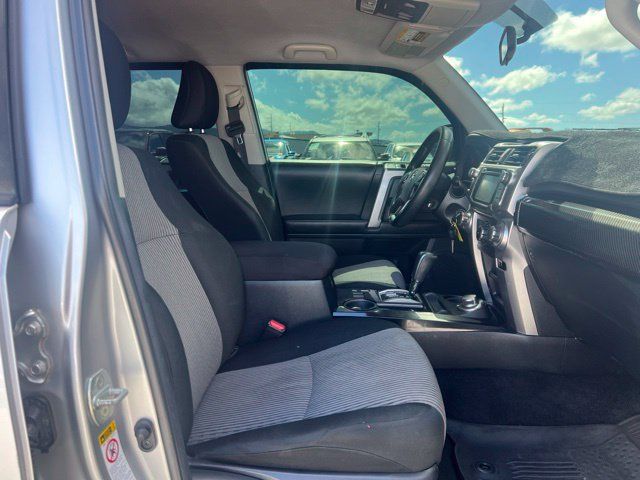 Used 2018 Toyota 4Runner SR5 Premium AWD/4WD image 6
