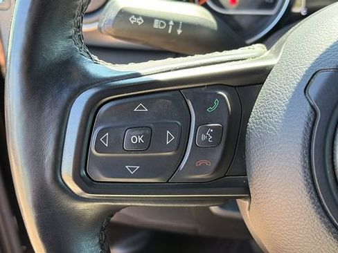 Used 2022 Jeep Wrangler Unlimited Sport w/ Sun And Sound Package AWD/4WD image 11