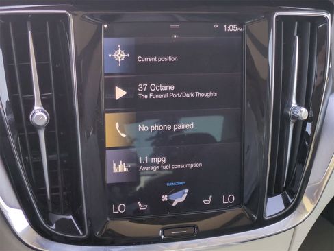 Used 2020 Volvo S60 T6 Momentum image 29