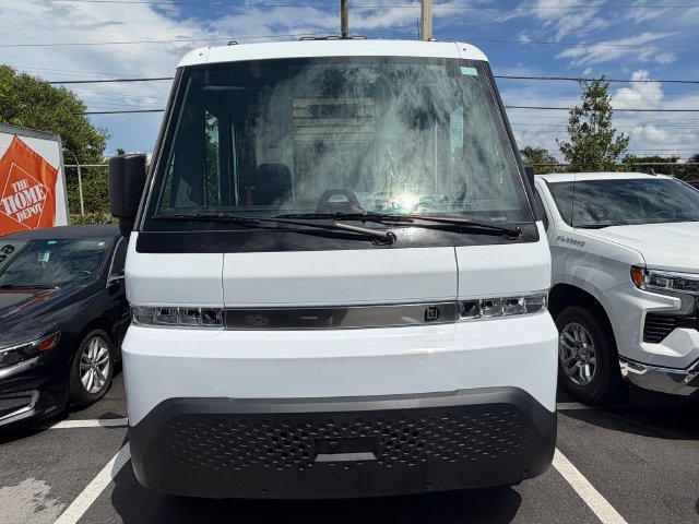 Used 2024 Chevrolet Brightdrop 600 w/ Battery Pack, Max Range AWD/4WD image 2