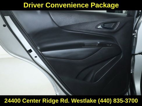 Used 2018 Chevrolet Equinox LT FWD image 13