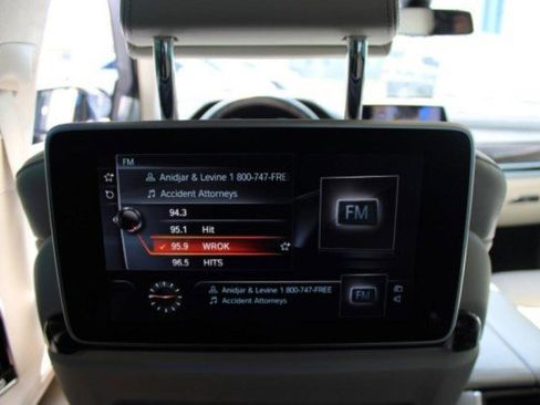 Used 2016 BMW 750i xDrive image 15