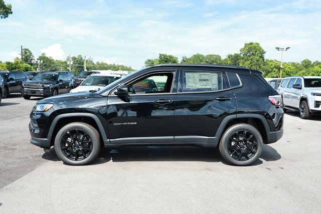 New 2026 Jeep Compass Latitude AWD/4WD image 9