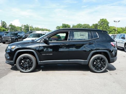 New 2026 Jeep Compass Latitude AWD/4WD image 9
