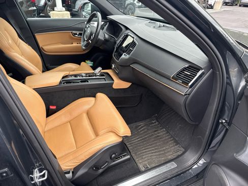 Used 2021 Volvo XC90 T8 Inscription w/ Advanced Package AWD/4WD image 8