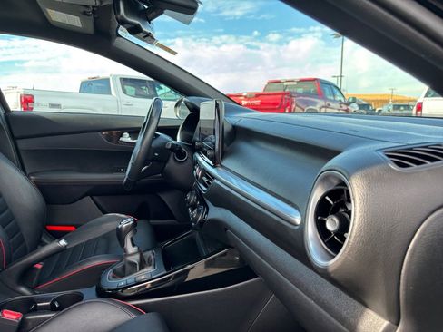 Used 2023 Kia Forte GT image 27