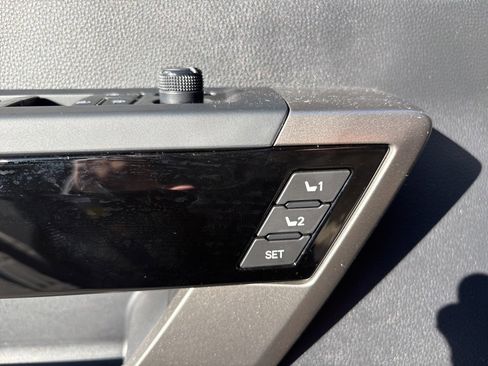 Certified 2025 Toyota Sequoia Limited image 42