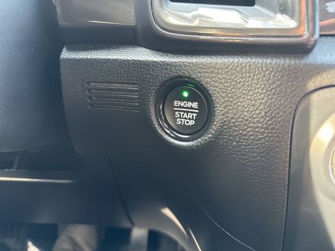 Certified 2019 Ford Ranger Lariat w/ Equipment Group 501A Mid image 31