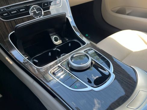 Used 2018 Mercedes-Benz C 300 Sedan image 38