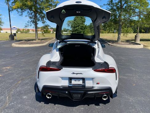 Used 2023 Toyota Supra Premium image 29