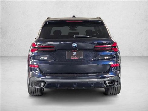 New 2026 BMW X5 xDrive50e image 6