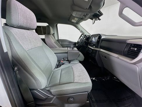 Used 2023 Ford F150 XLT w/ XTR Package image 12
