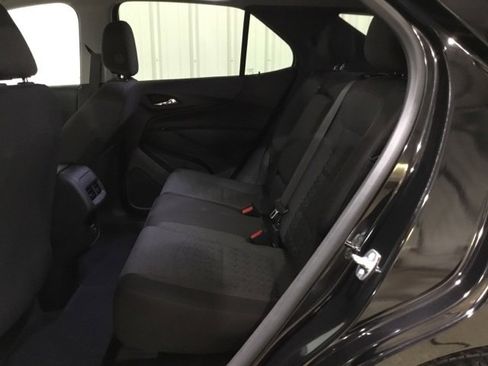 Used 2024 Chevrolet Equinox LT image 37