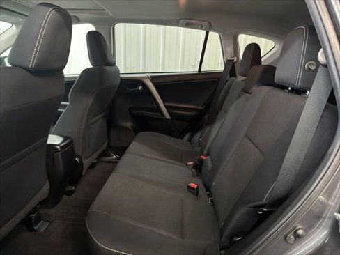 Used 2018 Toyota RAV4 XLE image 11