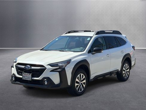 Used 2024 Subaru Outback Premium AWD/4WD image 1