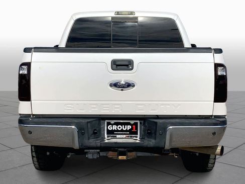 Used 2015 Ford F250 Lariat w/ Chrome Package image 4