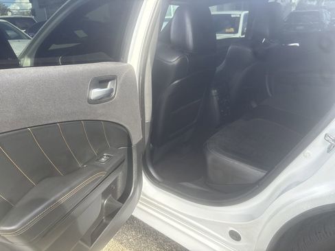 Used 2017 Dodge Charger R/T image 24