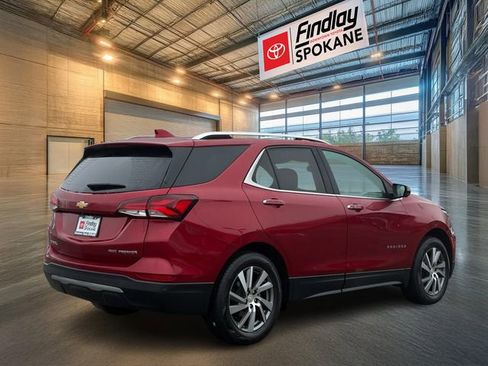 Used 2023 Chevrolet Equinox Premier image 5