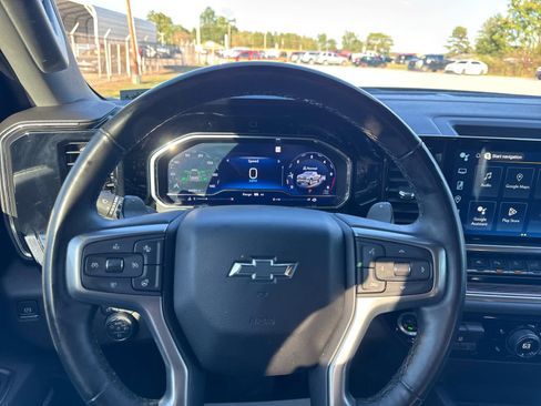 Used 2025 Chevrolet Silverado 1500 RST w/ Convenience Package II image 19
