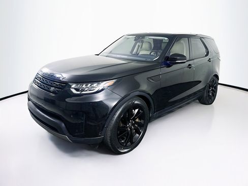 Used 2019 Land Rover Discovery HSE image 3