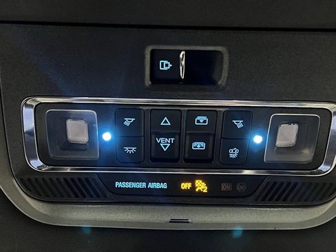 Used 2022 Ford F150 Lariat w/ Equipment Group 502A High image 40