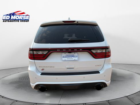 Used 2018 Dodge Durango SRT w/ Technology Group AWD/4WD image 4