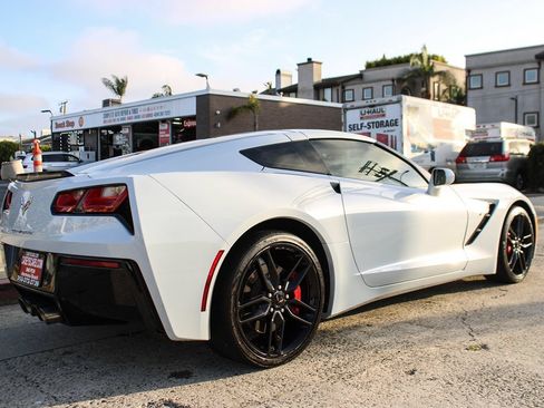 Used 2019 Chevrolet Corvette Stingray Coupe w/ 1LT RWD image 44