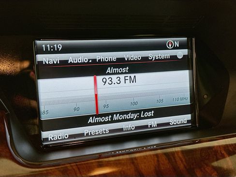 Used 2013 Mercedes-Benz GLK 350 4MATIC image 21