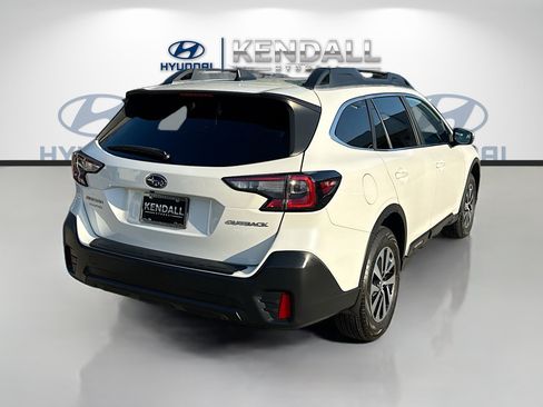 Used 2022 Subaru Outback Premium image 6