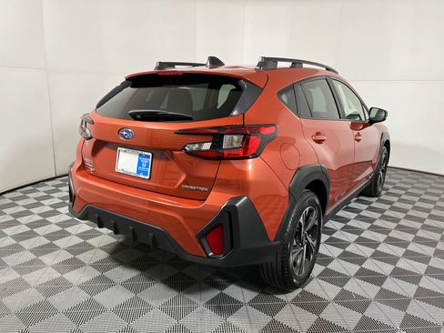Used 2024 Subaru Crosstrek 2.0i Premium image 7