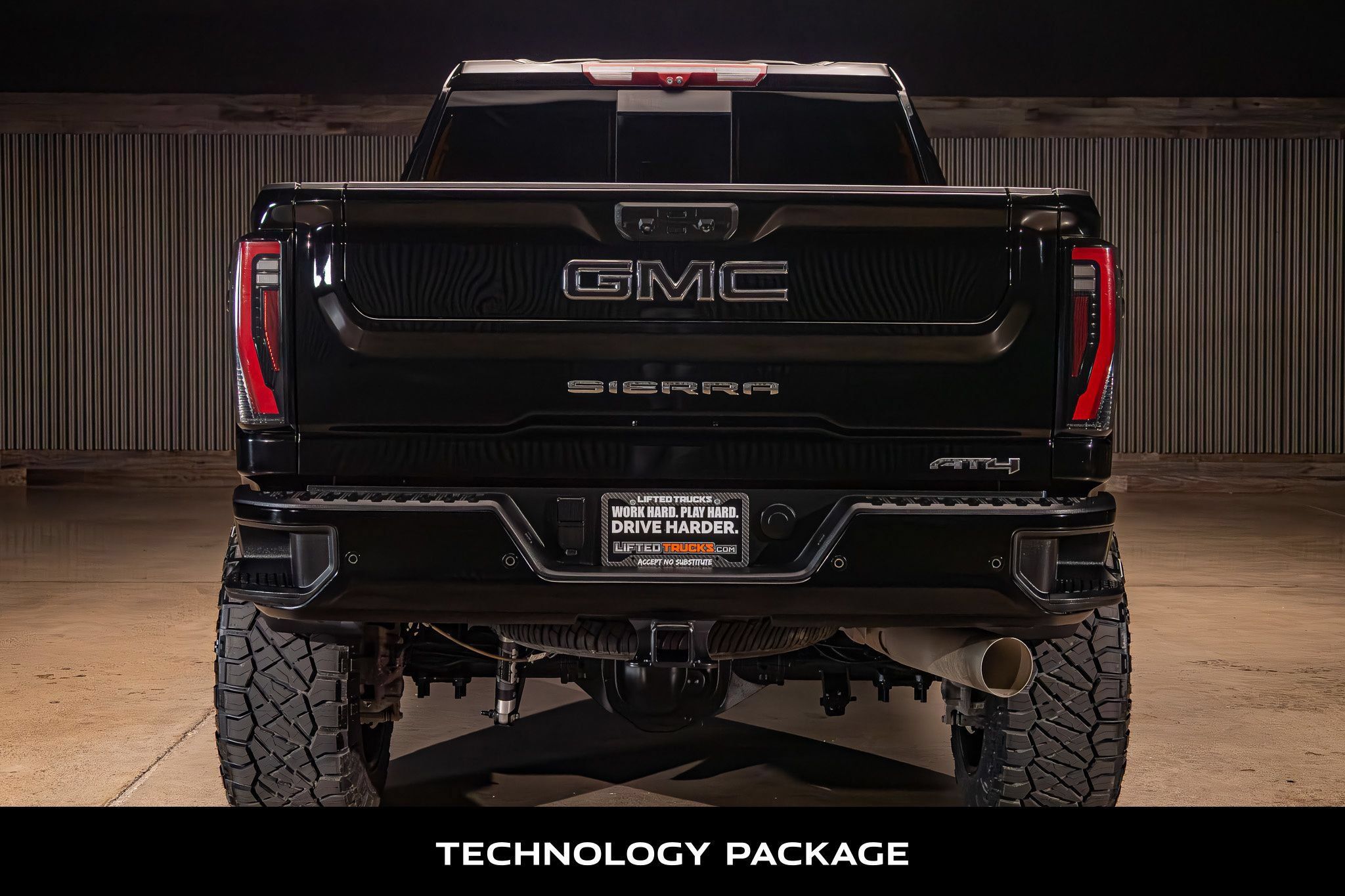 Used 2024 GMC Sierra 2500 AT4 w/ AT4 Premium Plus Package AWD/4WD image 8