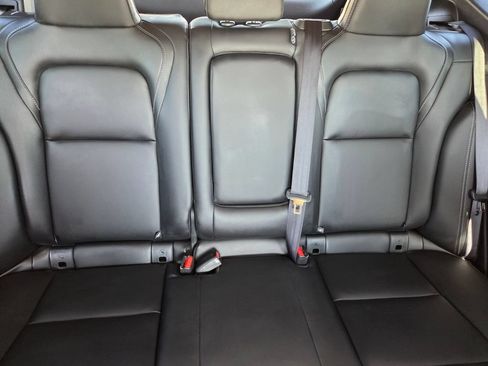 Used 2025 Nissan Murano SV AWD/4WD image 30