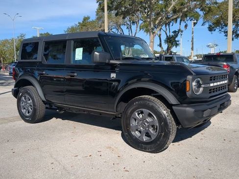 New 2025 Ford Bronco Big Bend image 2