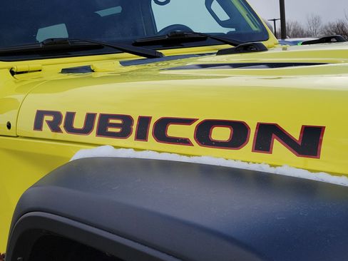 Used 2023 Jeep Wrangler Rubicon w/ Cold Weather Group image 7