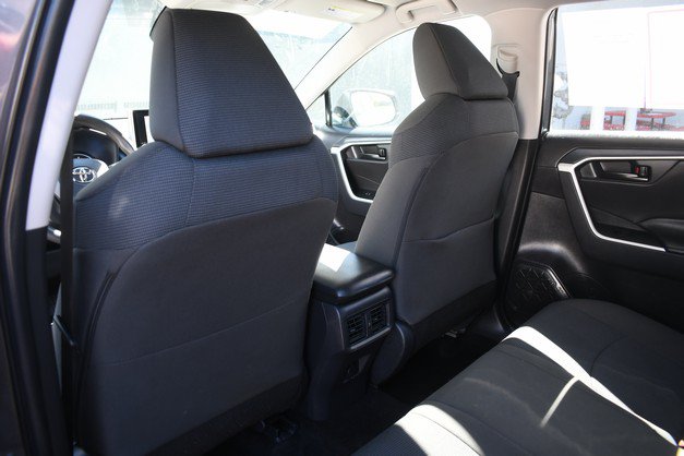 Used 2025 Toyota RAV4 LE AWD/4WD image 21
