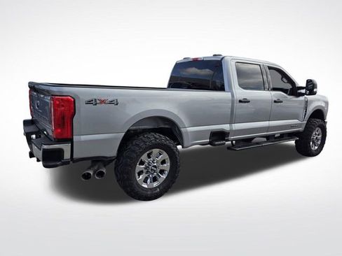 Certified 2024 Ford F350 XLT image 9
