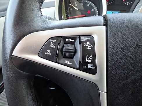 Used 2014 Chevrolet Equinox LTZ AWD/4WD image 30