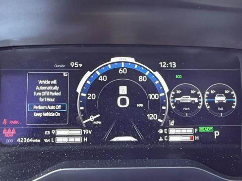 Used 2024 Toyota Tundra Limited w/ TRD Off-Road Package AWD/4WD image 11