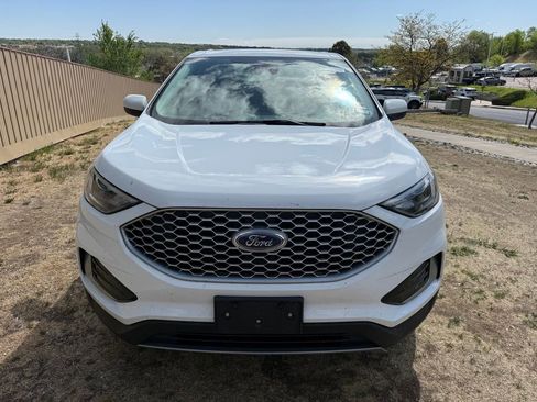 Used 2024 Ford Edge SEL image 2